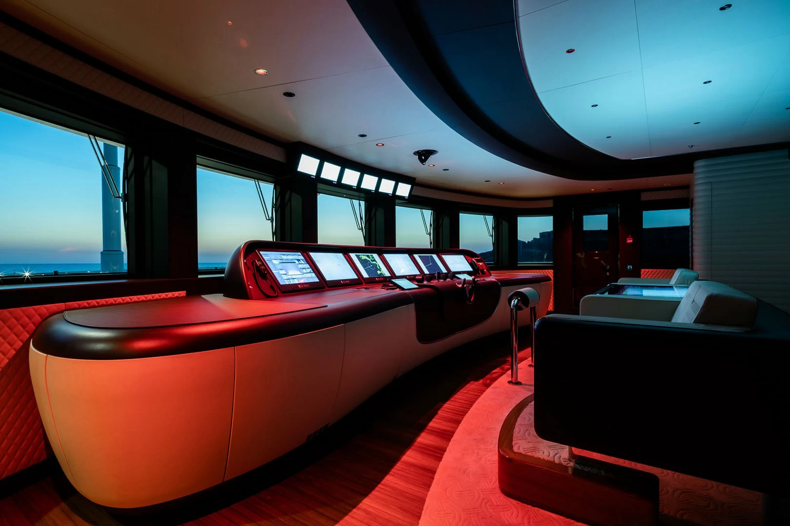 贝尼蒂（Benetti）FB277 M-Y LANA