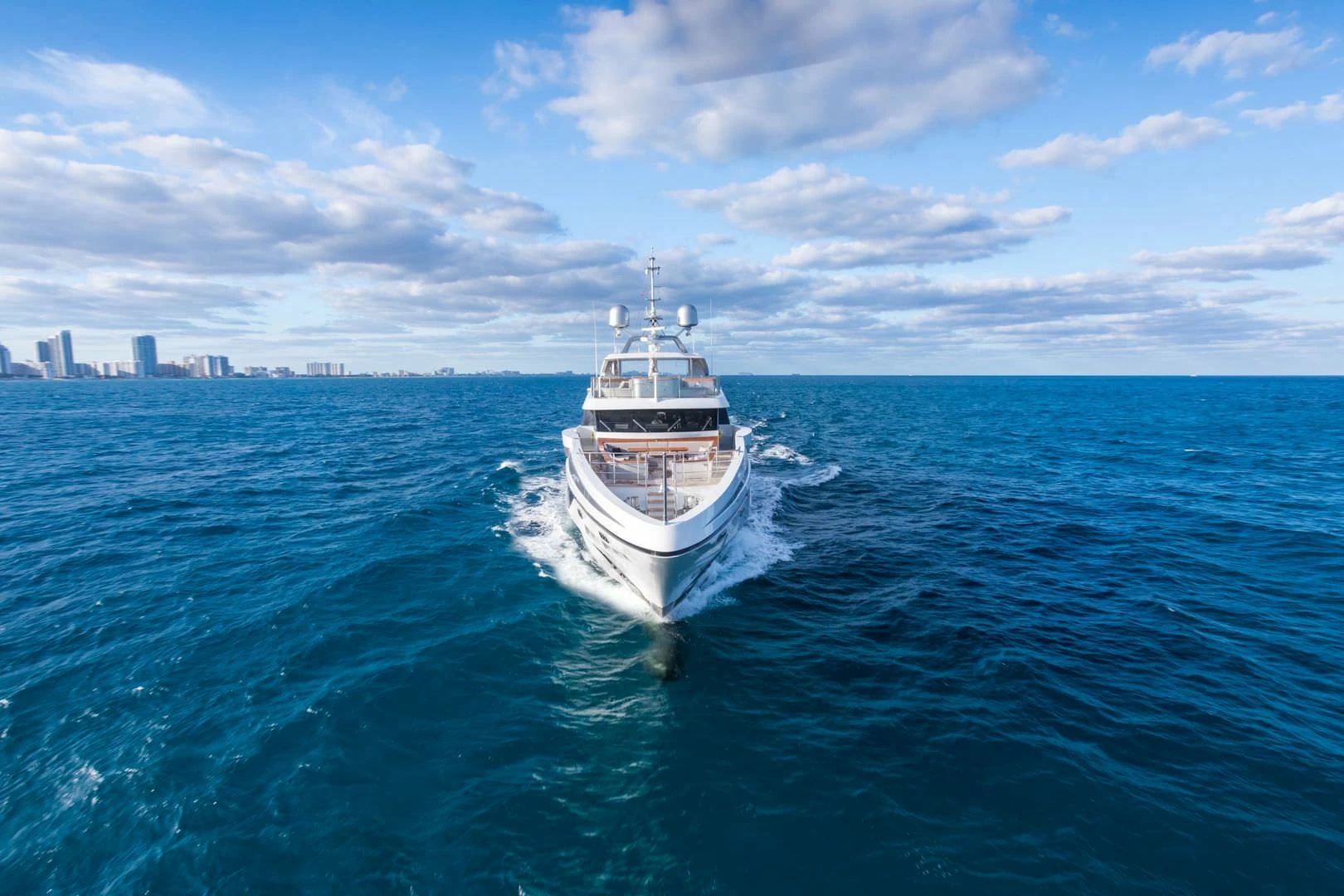 贝尼蒂（Benetti）FB703 M-Y Bacchanal