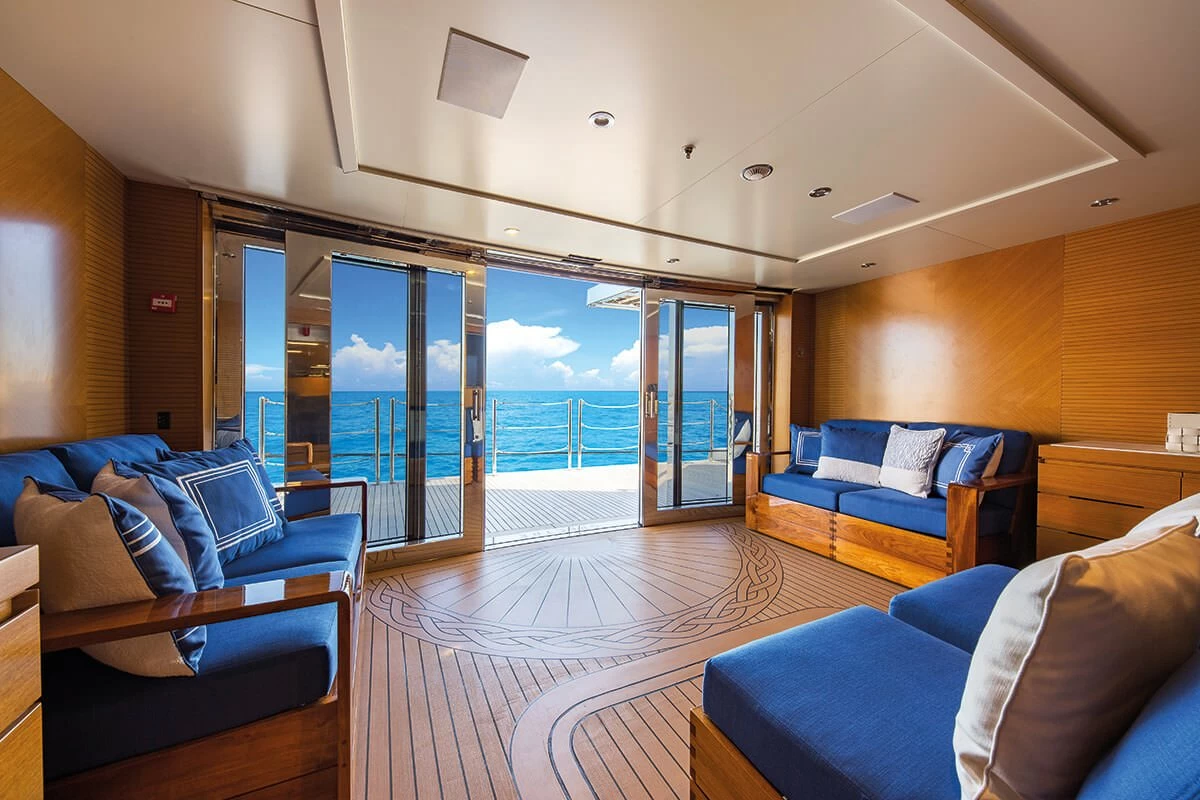贝尼蒂（Benetti）FB269 M-Y Spectre