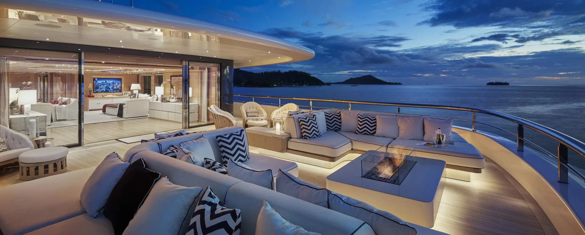 贝尼蒂（Benetti）FB275 M-Y IJE