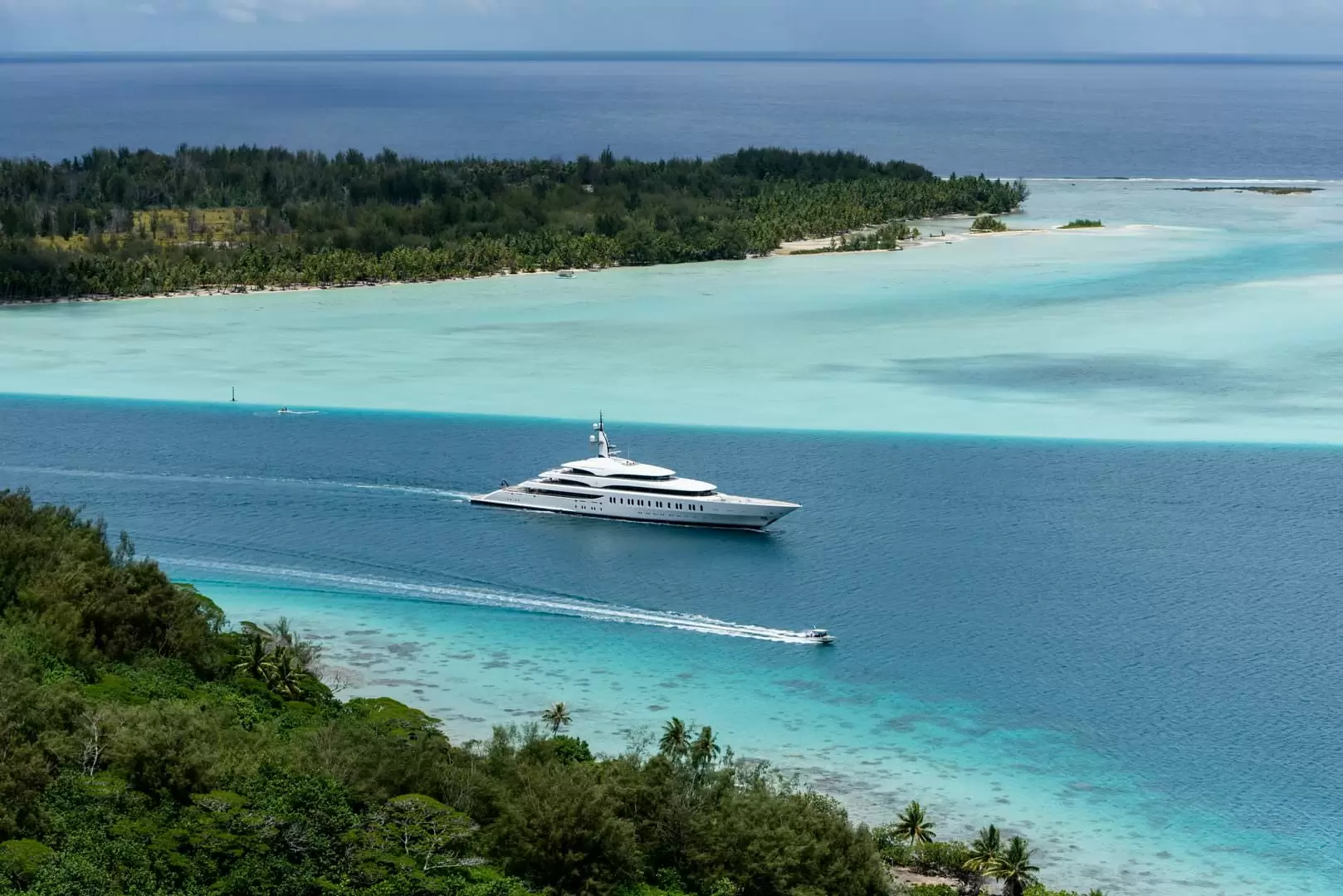 贝尼蒂（Benetti）FB275 M-Y IJE