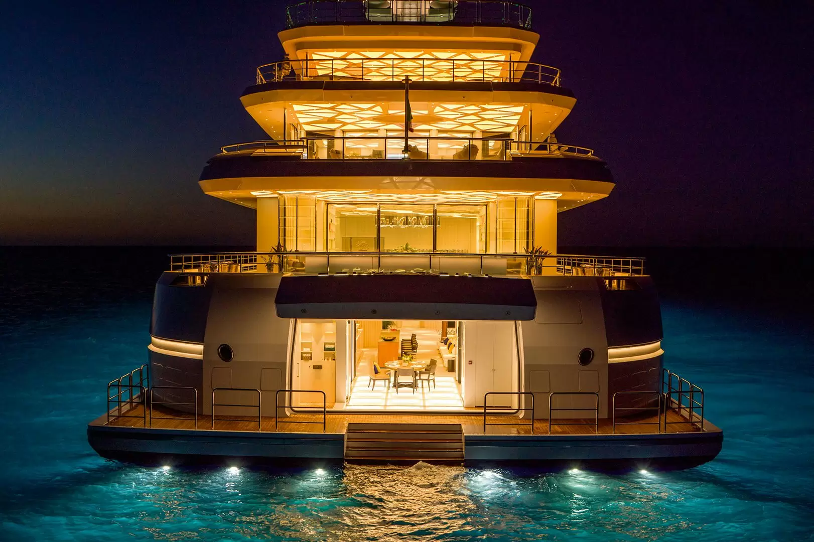 贝尼蒂（Benetti）FB272