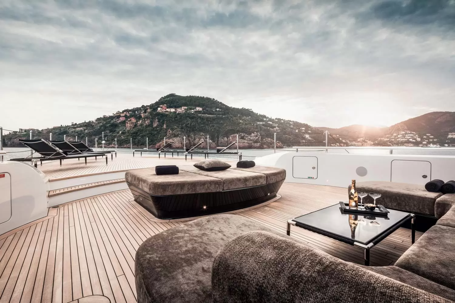 贝尼蒂（Benetti）FB270 M-Y Triumph