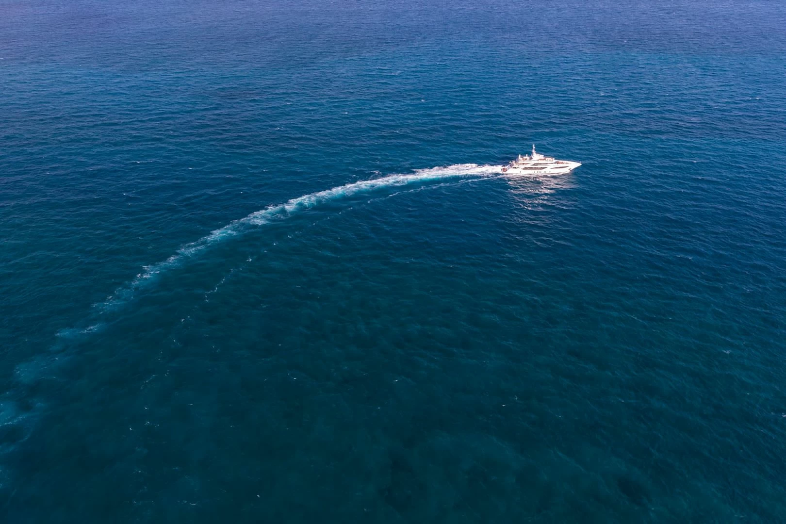 贝尼蒂（Benetti）FB703 M-Y Bacchanal