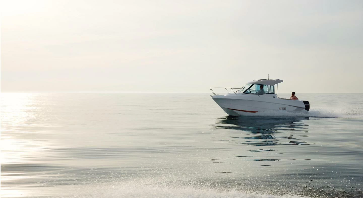 博纳多（Beneteau）安海仕 5.80