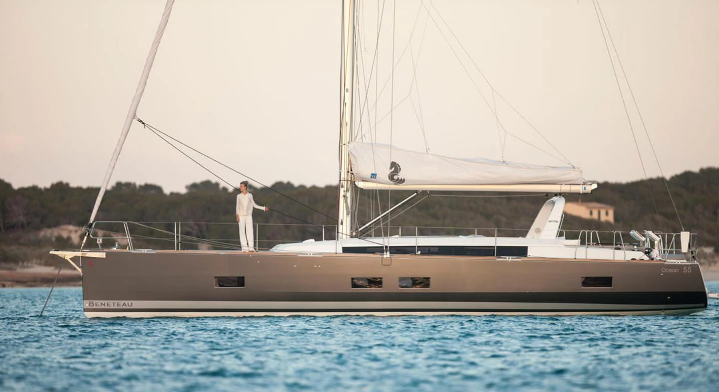 博纳多（Beneteau）遨享仕55