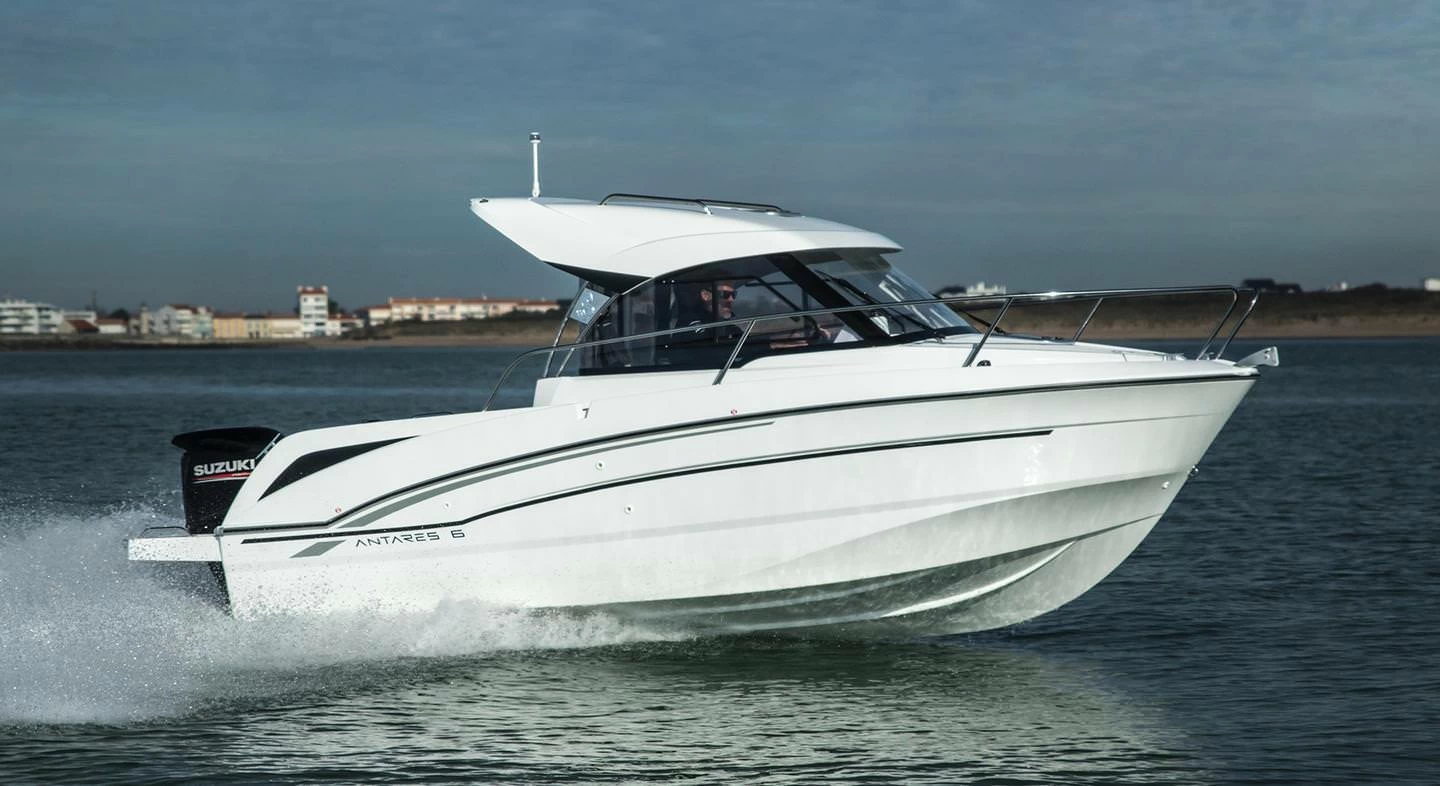 博纳多（Beneteau）安海仕6 OB