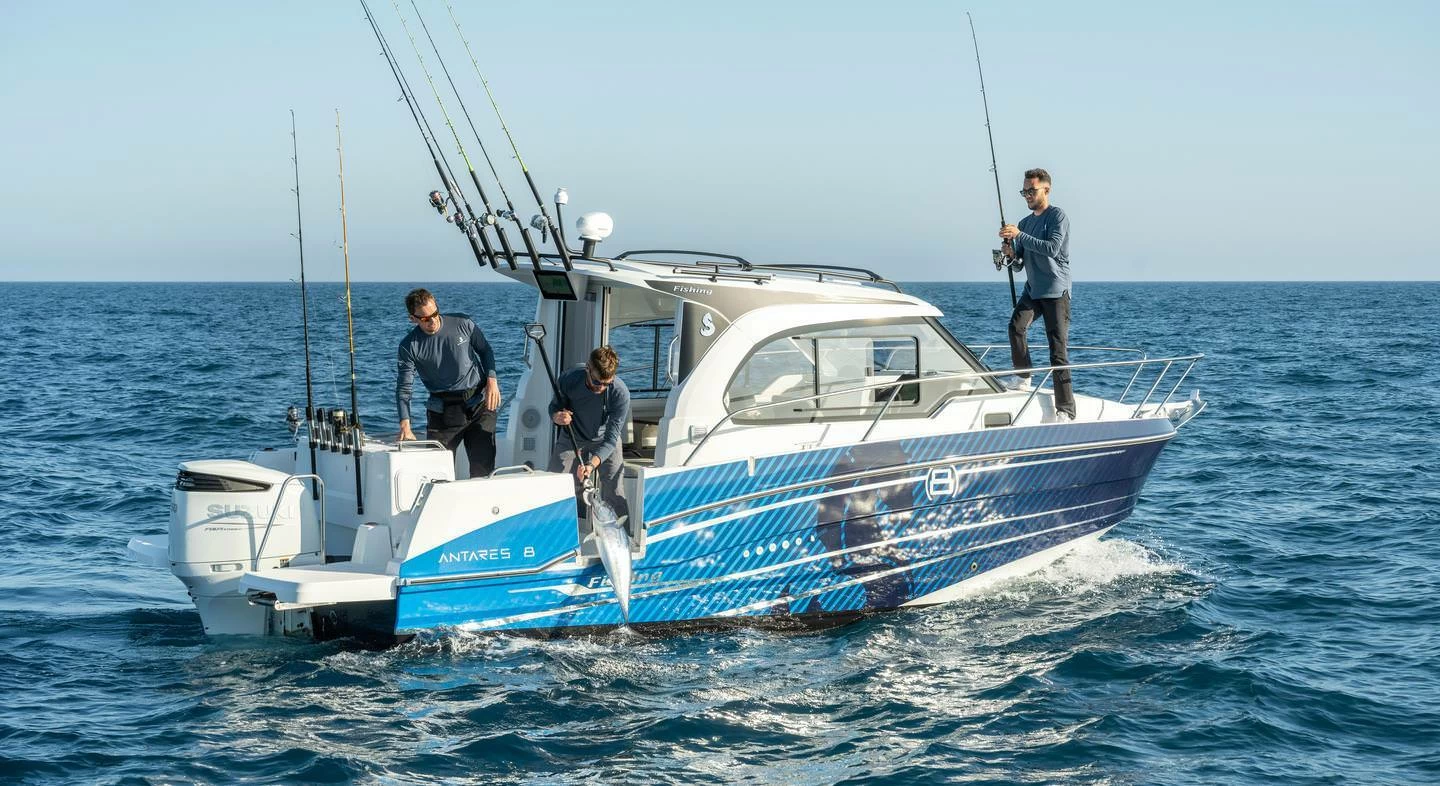 博纳多（Beneteau）安海仕 8