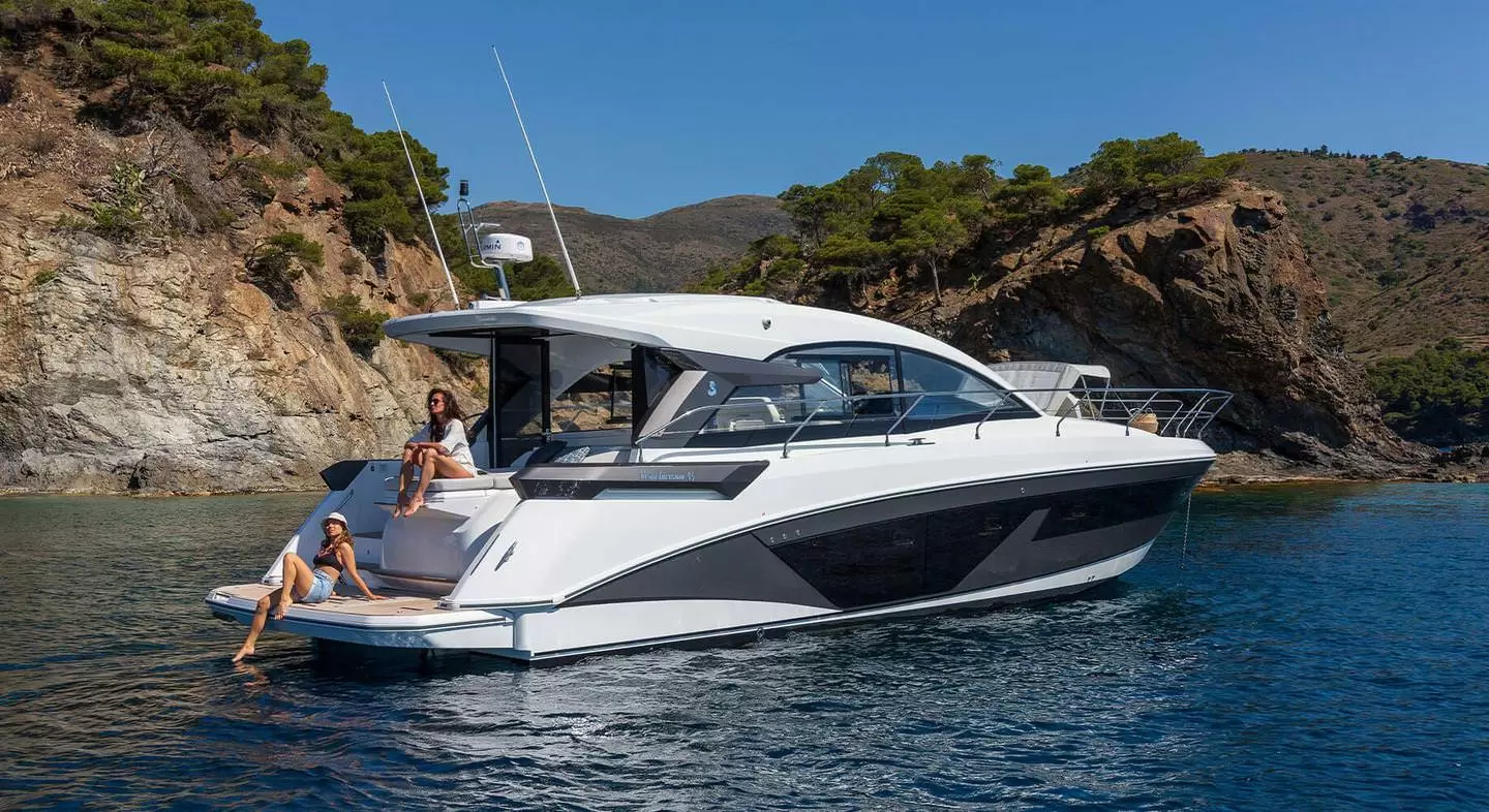 博纳多（Beneteau）Gran Turismo 45