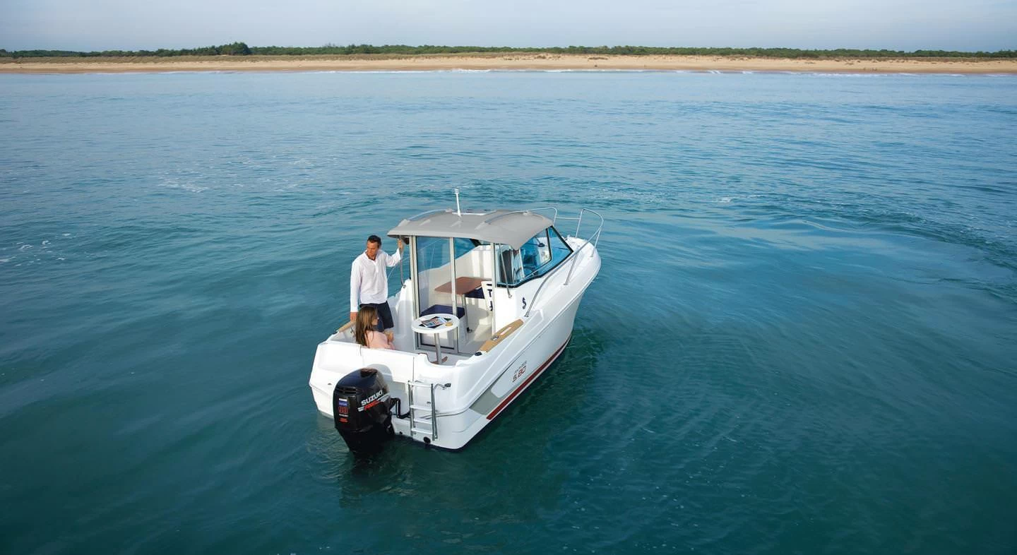 博纳多（Beneteau）安海仕 5.80