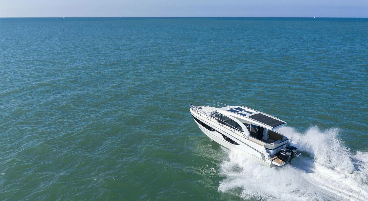 博纳多（Beneteau）安海仕 11
