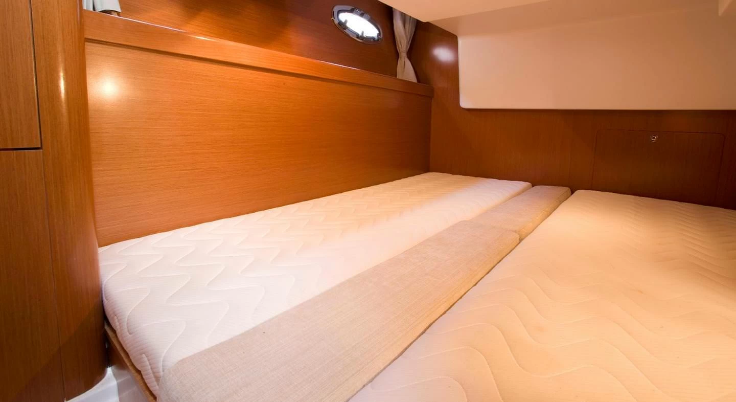 博纳多（Beneteau）安海仕36