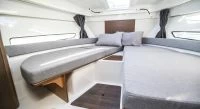 博纳多（Beneteau）安海仕 9 OB
