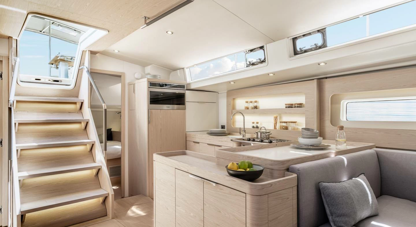 博纳多（Beneteau）遨享仕YACHT 54