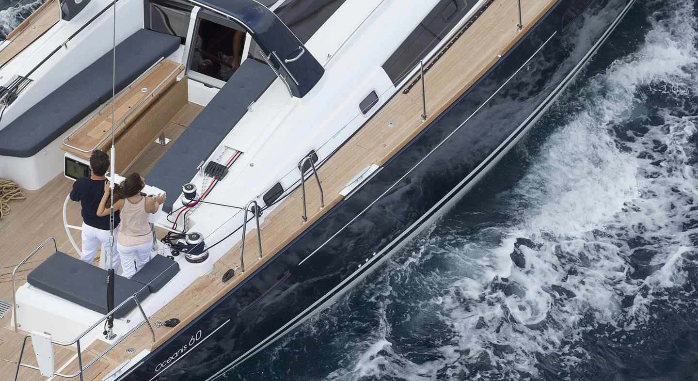 博纳多（Beneteau）遨享仕 60