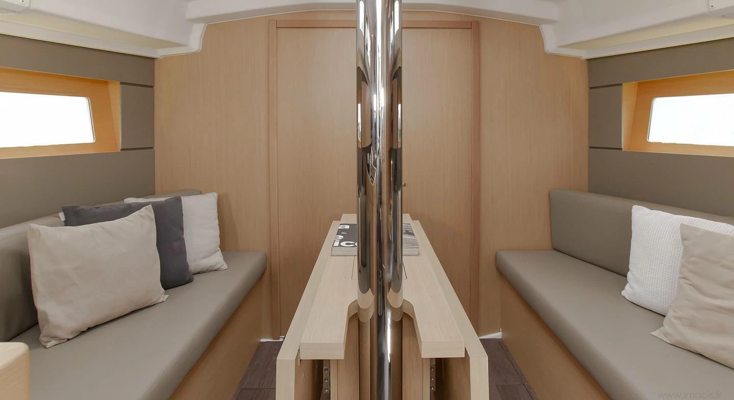 博纳多（Beneteau）遨享仕 35.1