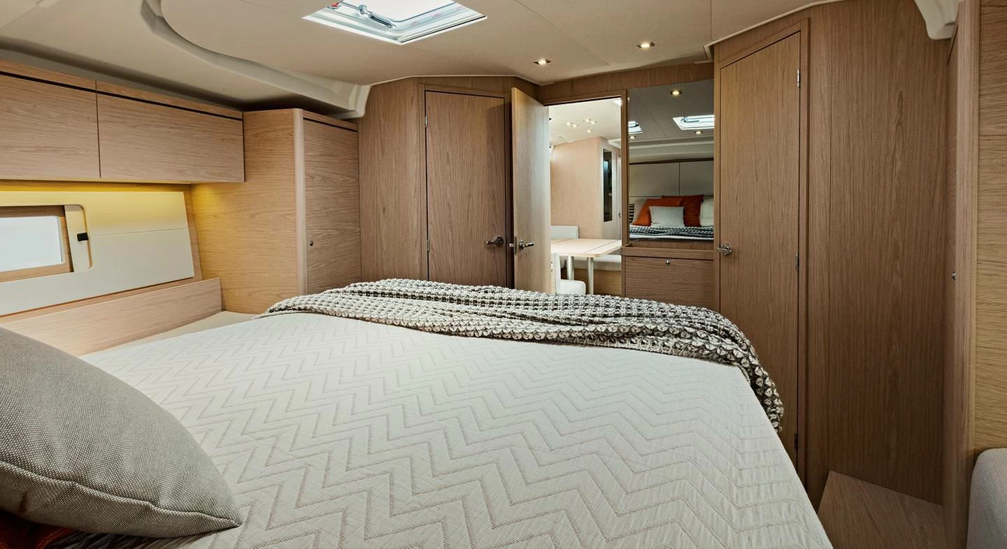 博纳多（Beneteau）遨享仕 51.1