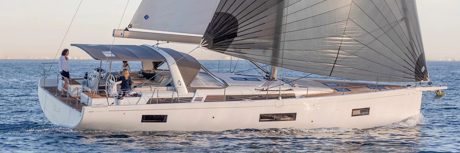 博纳多（Beneteau）遨享仕YACHT 54