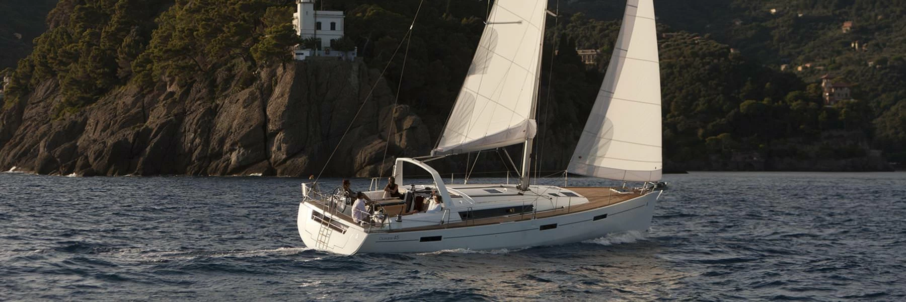 博纳多（Beneteau）遨享仕 45