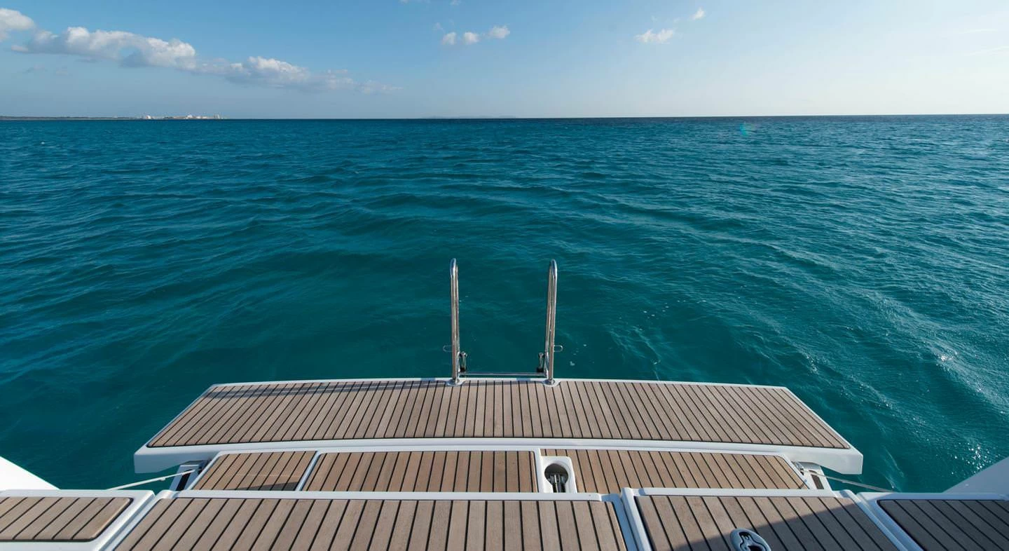 博纳多（Beneteau）遨享仕 55.1