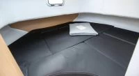 博纳多（Beneteau）巴拉可达 7
