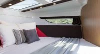 博纳多（Beneteau）飞扬8阳光甲板型