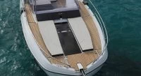 博纳多（Beneteau）飞扬8阳光甲板型