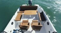博纳多（Beneteau）飞扬8.8空间甲板型