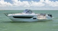 博纳多（Beneteau）飞扬 9 阳光甲板型