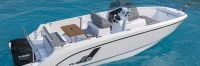 博纳多（Beneteau）飞扬 9 空间甲板型