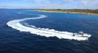 博纳多（Beneteau）飞扬8空间甲板型