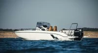博纳多（Beneteau）飞扬8.8空间甲板型