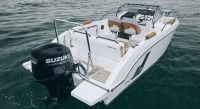博纳多（Beneteau）飞扬 7 阳光甲板型