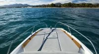 博纳多（Beneteau）飞扬 6 阳光甲板型