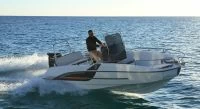 博纳多（Beneteau）飞扬 5.5 空间甲板型