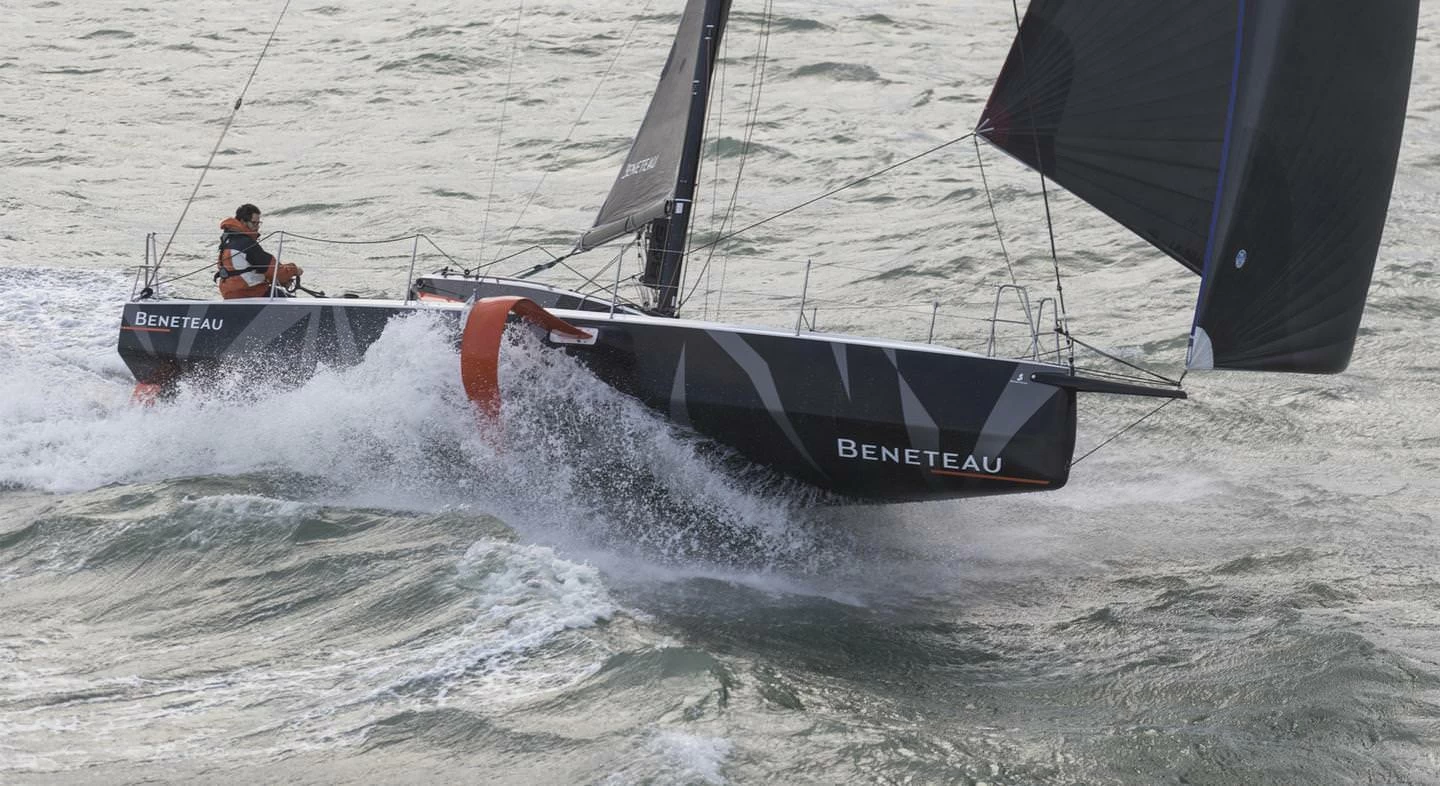 博纳多（Beneteau）费加罗博纳多3