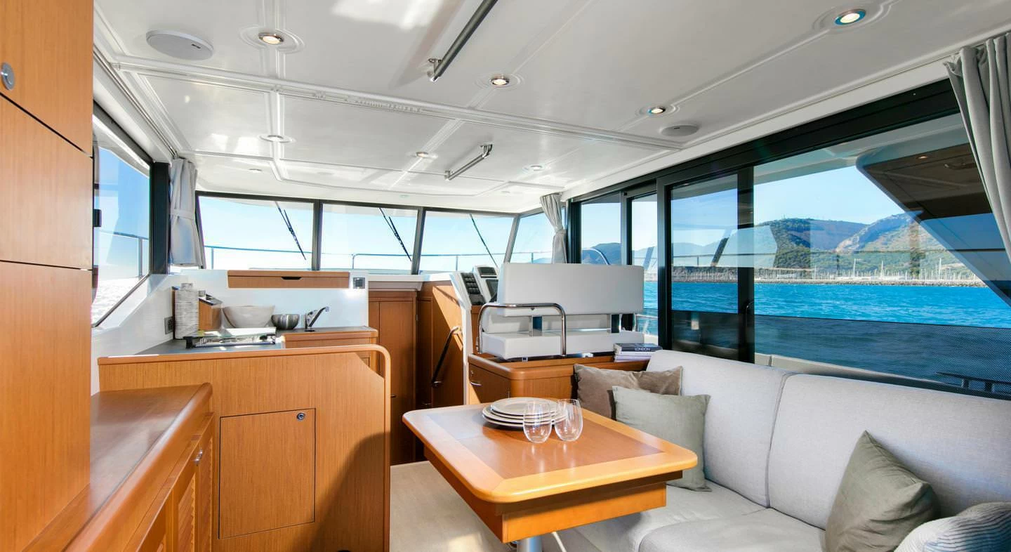 博纳多（Beneteau）思乐35
