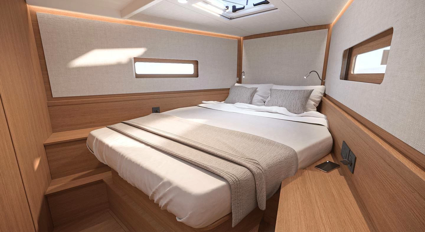 博纳多（Beneteau）锋仕44