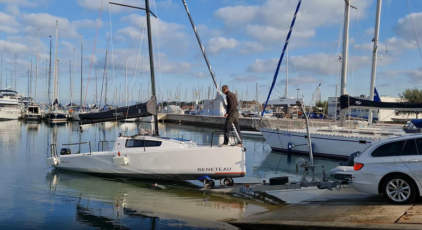 博纳多（Beneteau）锋仕 24 SE