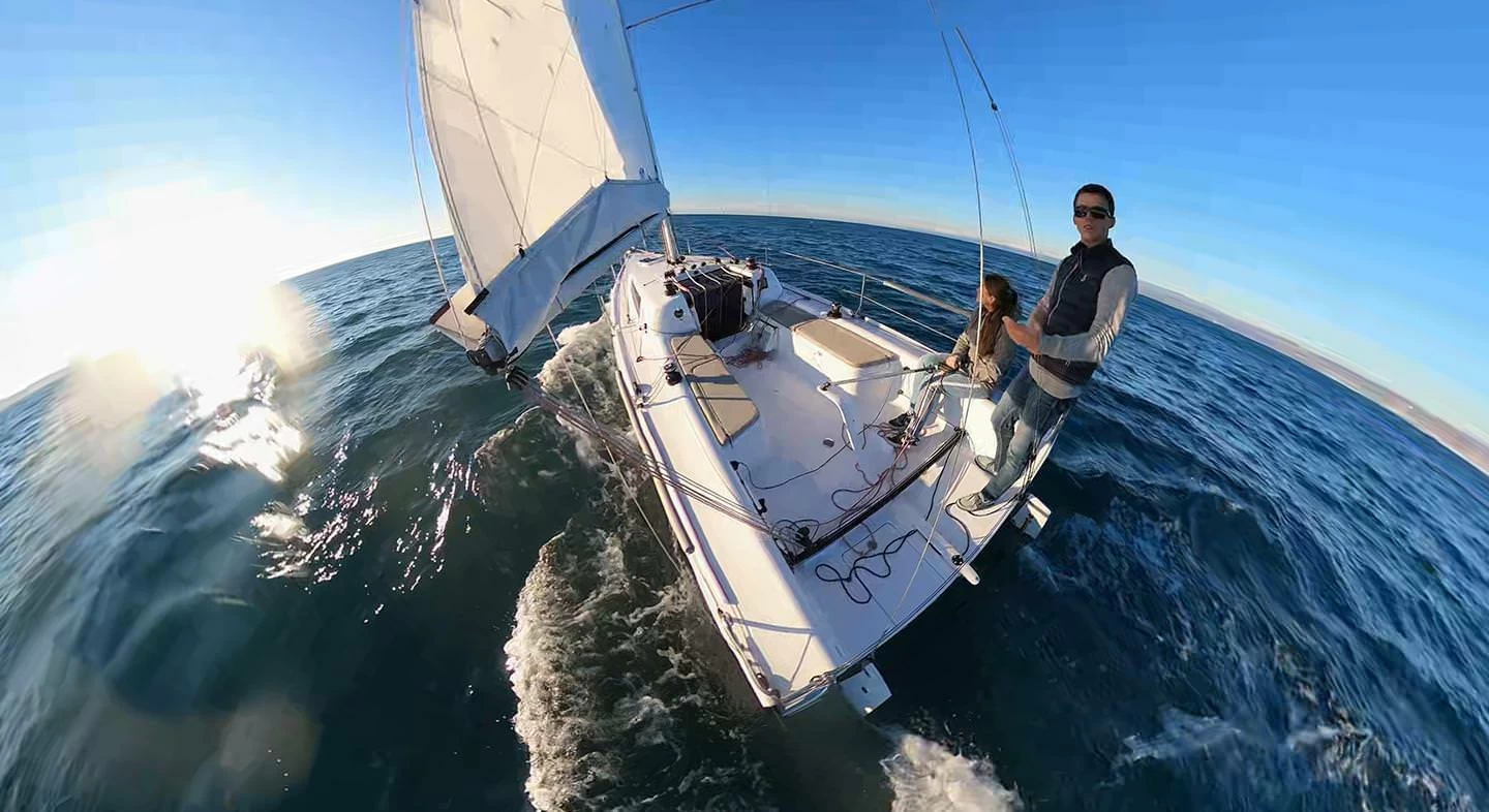 博纳多（Beneteau）锋仕 27