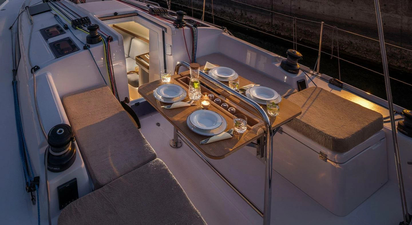博纳多（Beneteau）锋仕36