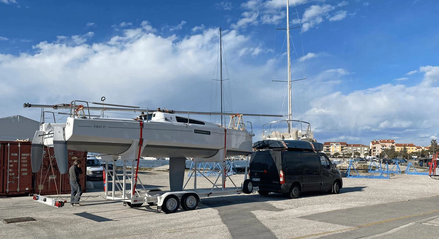 博纳多（Beneteau）锋仕 27