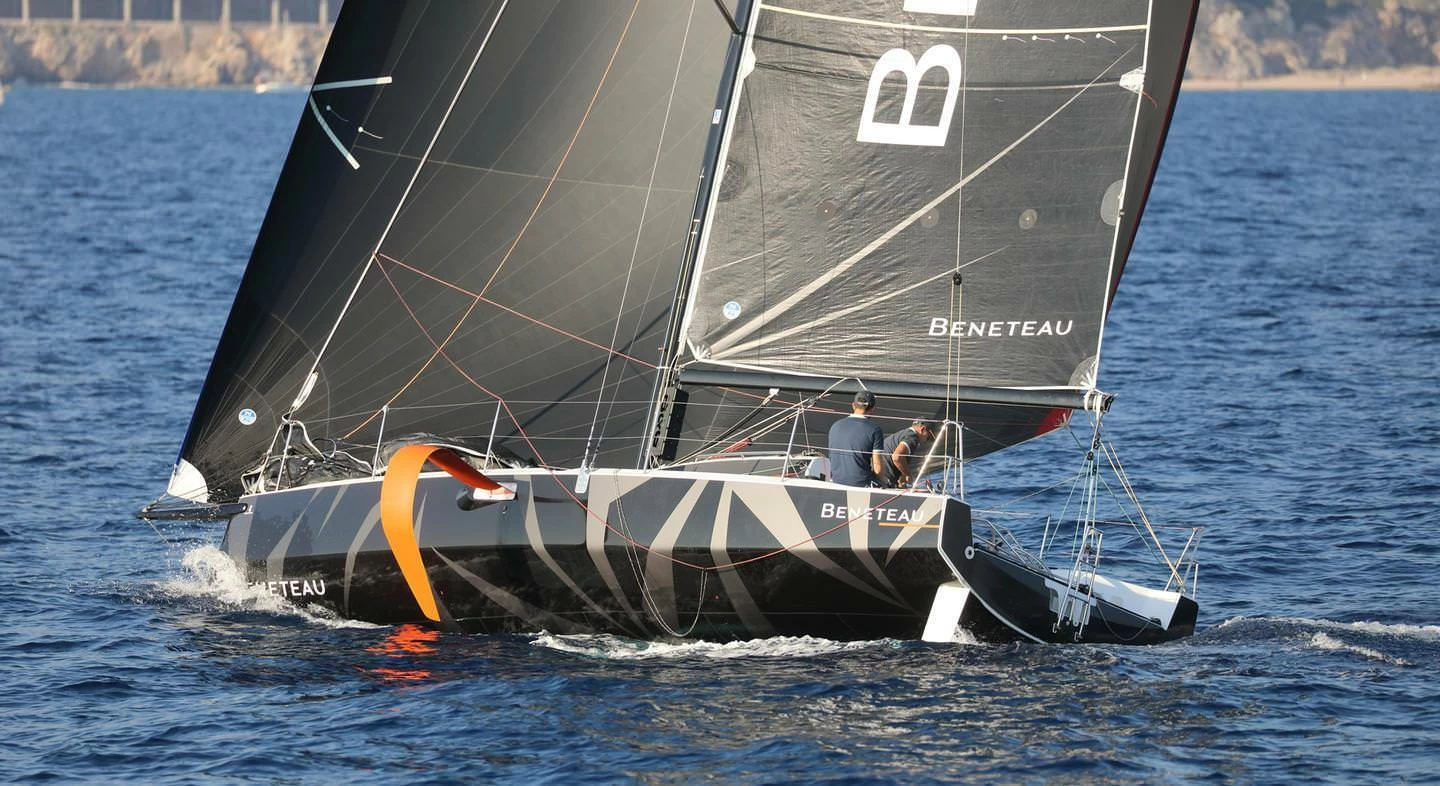 博纳多（Beneteau）费加罗博纳多3