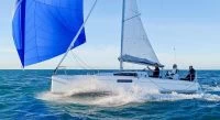 博纳多（Beneteau）锋仕 27