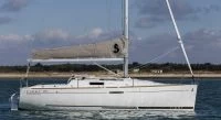 博纳多（Beneteau）锋仕 25