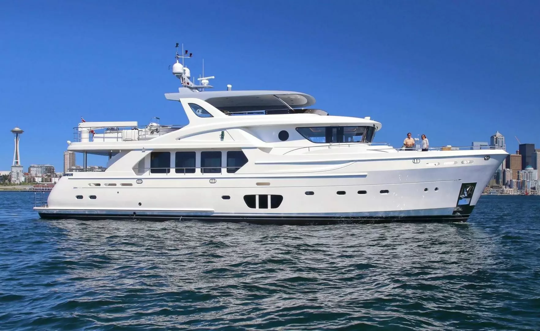 月亮女神（Selene）92 Ocean Explorer