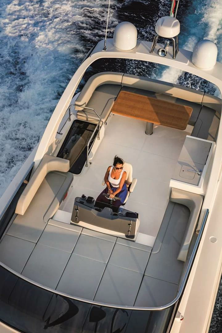 雅伯仕 （Absolute）NAVETTA-48-IPS650