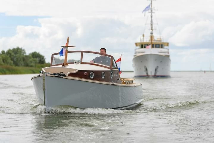 斐帝星（Feadship）Miloke