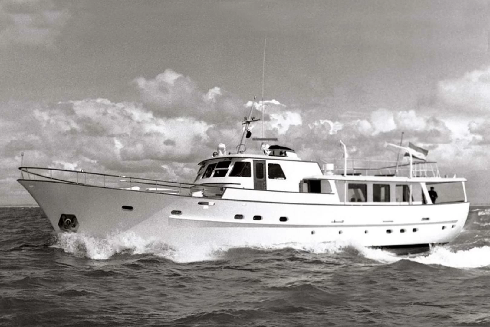 斐帝星（Feadship）Monara