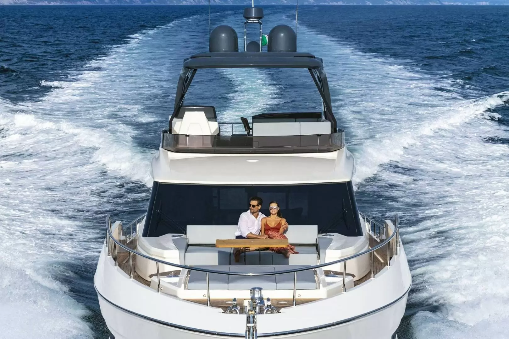 法拉帝（Ferretti）720-1400
